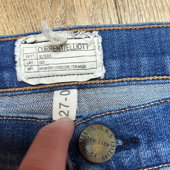 Current/Elliott The Stiletto Niagara Destroy Skinny Jeans Size 27 - Picture 9 of 10